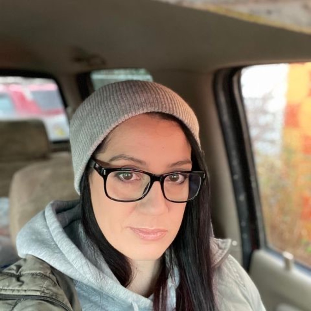 Meet your Posher, April